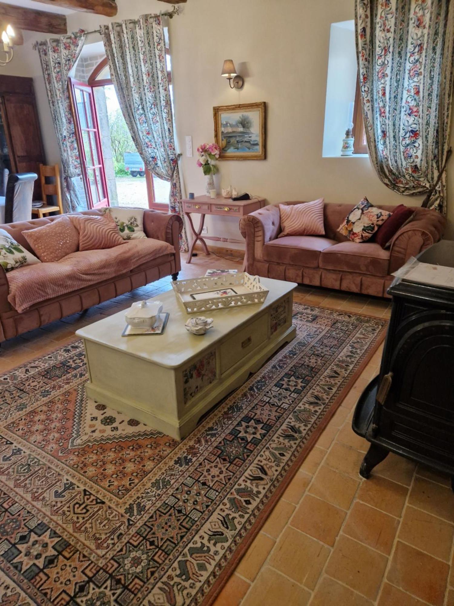 コンブリ ラ フェルム ド ケラオル Bed & Breakfast エクステリア 写真